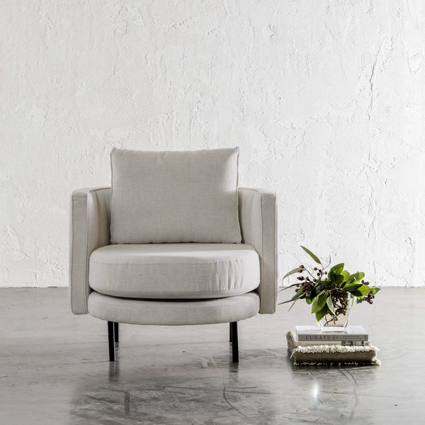 CARSON MODERNA CURVED RIBBED CHAIR | JOVAN DOVE NATURAL