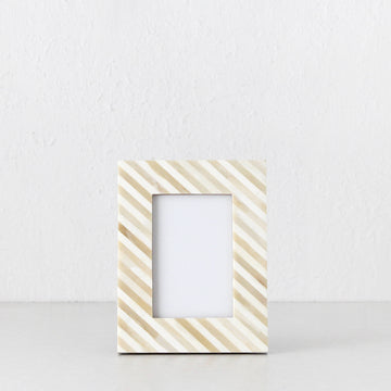 FORRADA BONE PHOTO FRAME | 4X6 | NATURAL