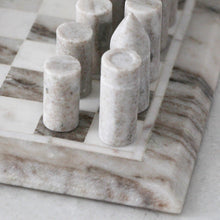 GAMBIT MARBLE CHESS SET  |  BEIGE + WHITE MARBLE