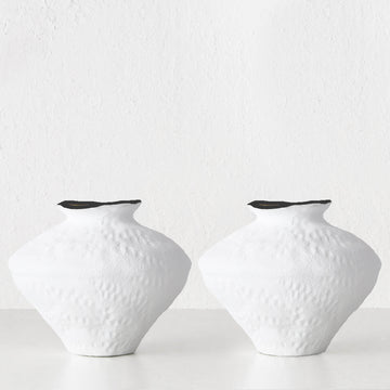 LIVING BY DESIGN EXCLUSIVE | LUGA CERAMIC VASE BUNDLE X2 | MEDIUM | NATURAL WHITE CERAMIC + CHARCOAL RIM