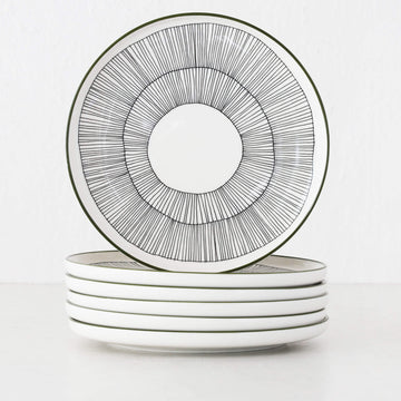 MARIMEKKO | OIVA KUKAT PUHKEAVAT PLATE 20CM BUNDLE X6 | WHITE + FOREST GREEN + BLACK