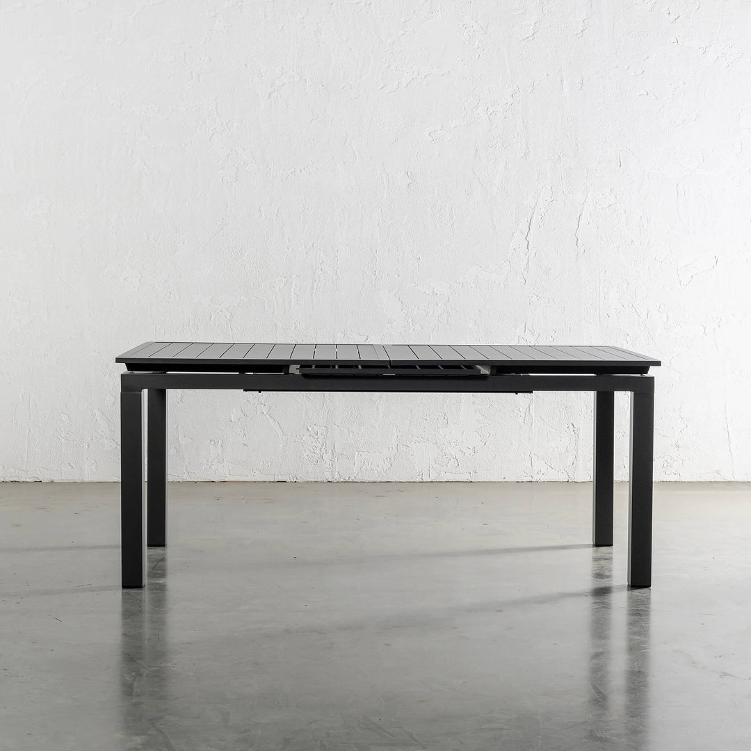 PRE ORDER  |  PALOMA MODERNA OUTDOOR EXTENSION DINING TABLE   |  ANTHRACITE ALUMINIUM  |  180 - 240CM