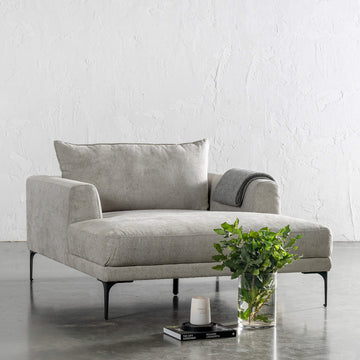 PILOTI CHAISE LOUNGE CHAIR | FLAGSTONE ASH