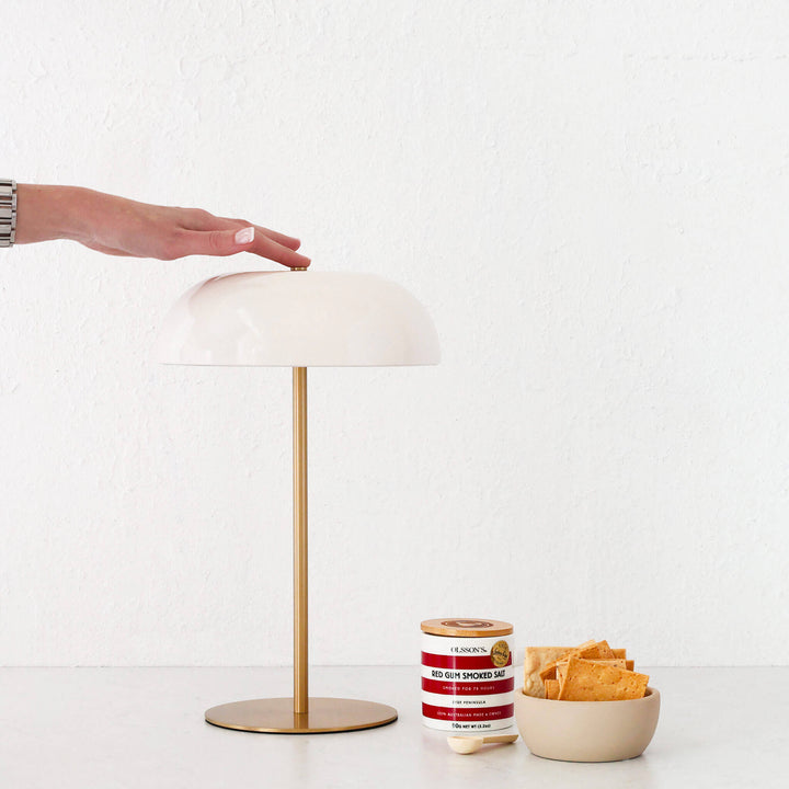 SAO MARTINHO DOME LED RECHARGEABLE LAMP | 35CM | OFF WHITE + ANTIQUE BRASS