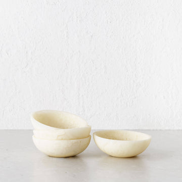 WESLEY RESIN PEBBLE PINCH BOWL BUNDLE X4 | 10CM | SAND
