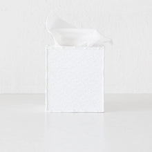 WHITE WEAVE TISSUE BOX COVER | SQUARE