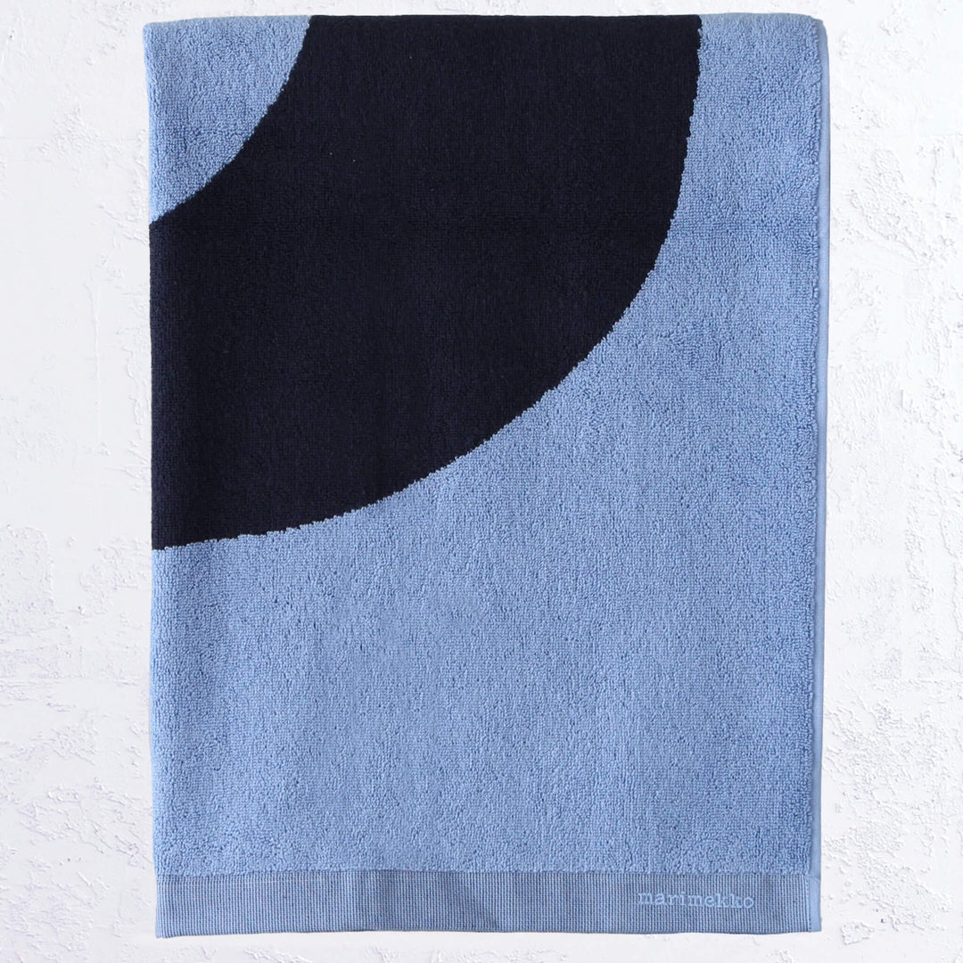 MARIMEKKO  |  SEIREENI  HAND TOWEL, GUEST TOWEL OR FACE TOWEL  |  LIGHT BLUE + DARK BLUE