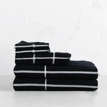 MARIMEKKO | TIILISKIVI BATH BUNDLE DOUBLE | BLACK & WHITE | MODERN BATHROOM BUNDLE