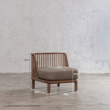 ULU SPINDAL SOFA CHAIR  |  WITH MEASUREMENTS