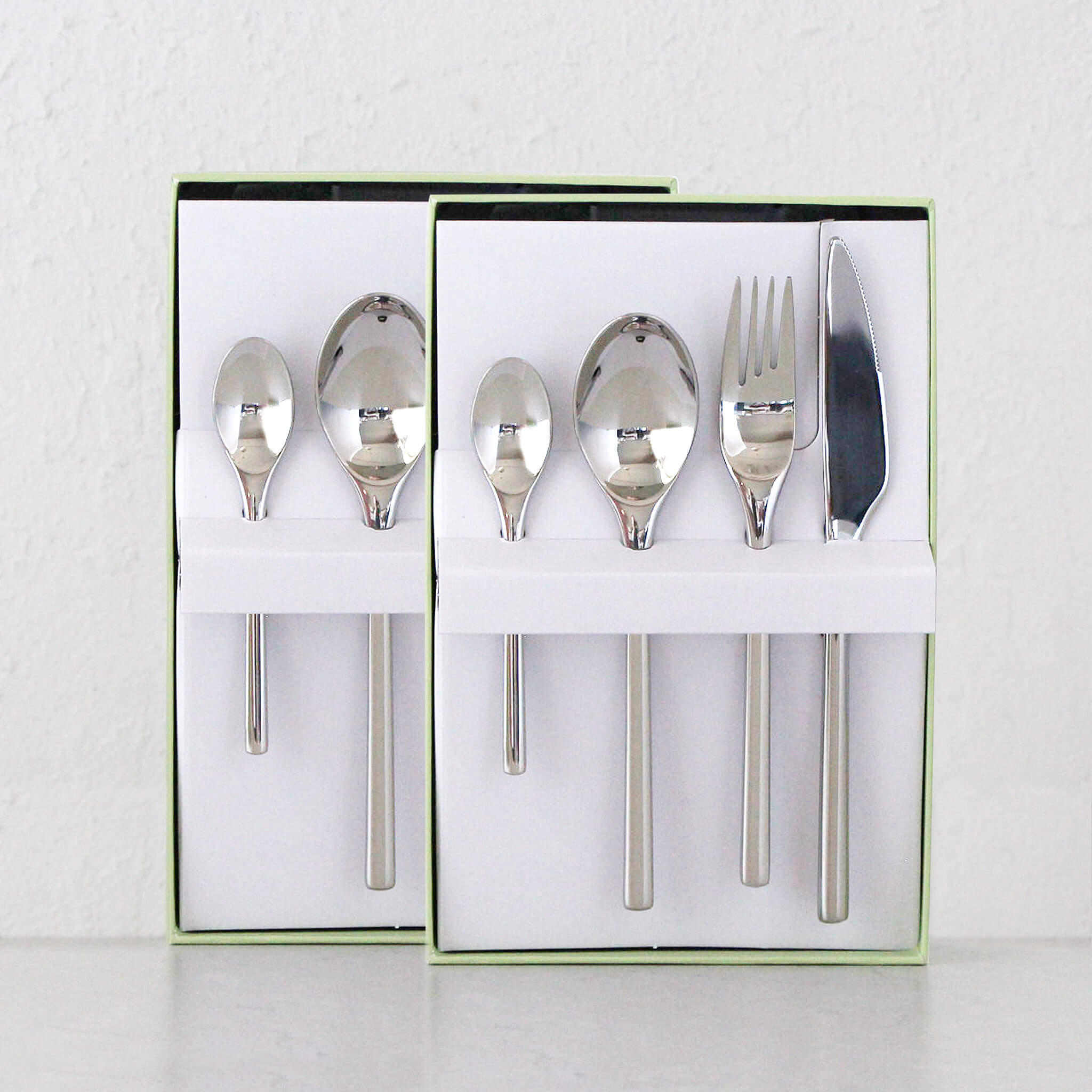 CUTLERY SETS  +  TABLE SERVINGWARE