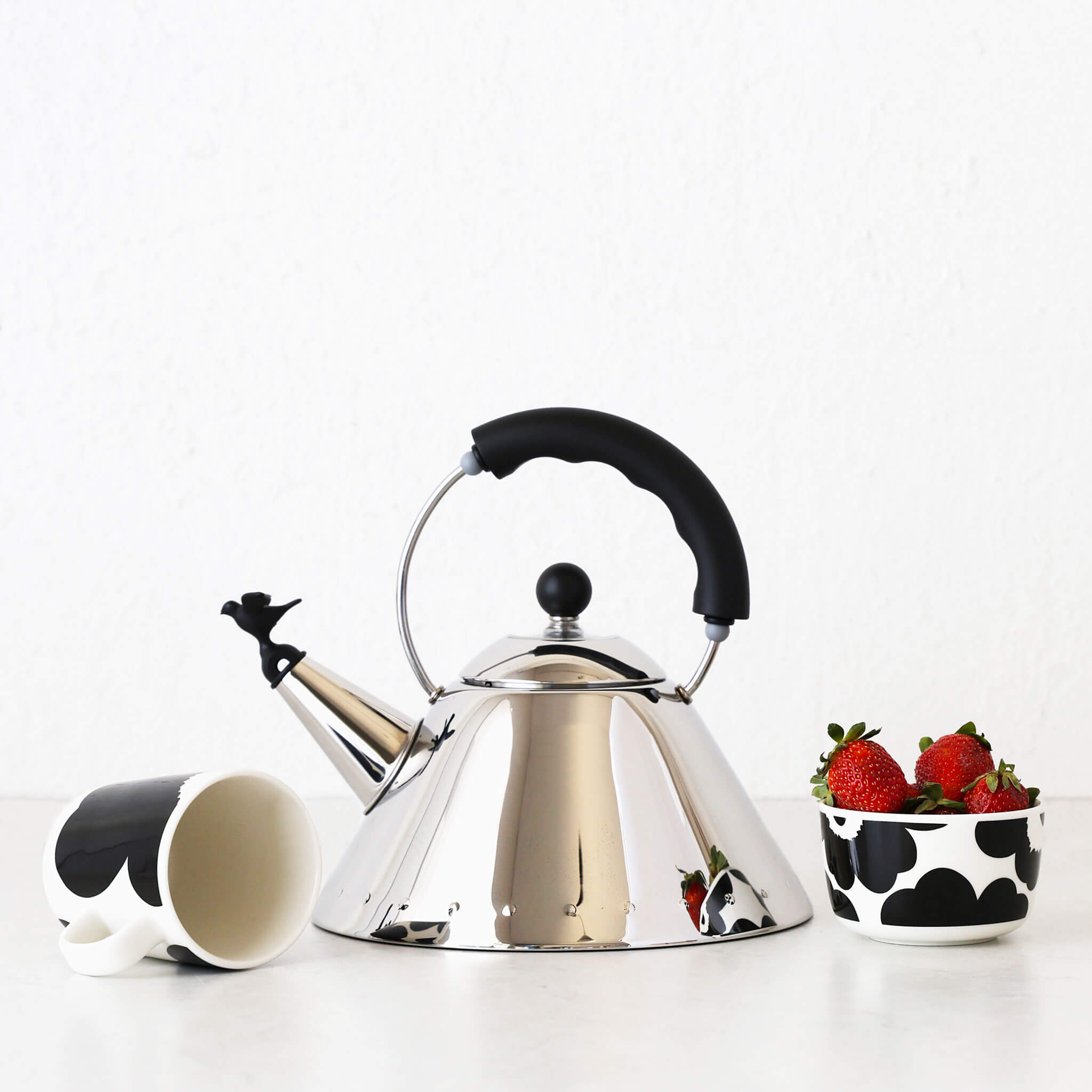 値下げ　Alessi メロディWhistle Kettle ALESSI | MICHAEL GRAVE BIRD WHISTLE KETTLE 9093 | 2L | BLACK