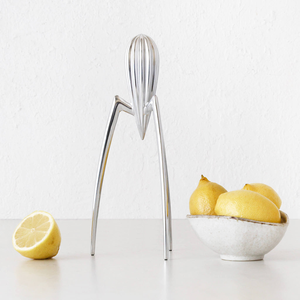ALESSI | JUICY SALIF CITRUS SQUEEZER – Living By Design
