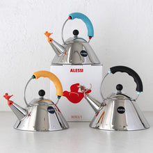 ALESSI | MICHAEL GRAVES BIRD WHISTLE KETTLE 9093 | STYLED