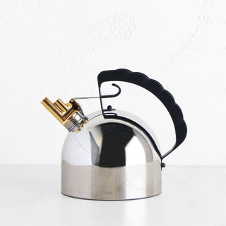 ALESSI  |  KETTLE 9091  |  STAINLESS STEEL WITH MELODIC WHISTLE