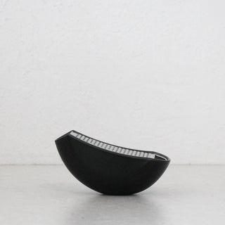 ALESSI | PARMENIDE CHEESE GRATER WITH CHEESE CELLAR | BLACK