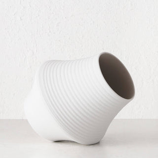 LIVING BY DESIGN EXCLUSIVE  |  ALVA CERAMIC VASE  |  MEDIUM  |  WHITE CERAMIC
