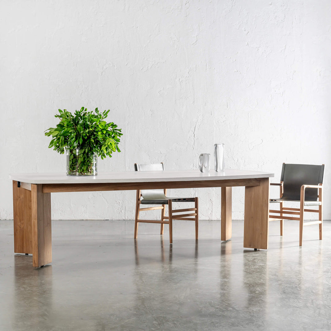 ARIA NOVENTA DINING TABLE  |  BIANCO CIMENT  |  260CM