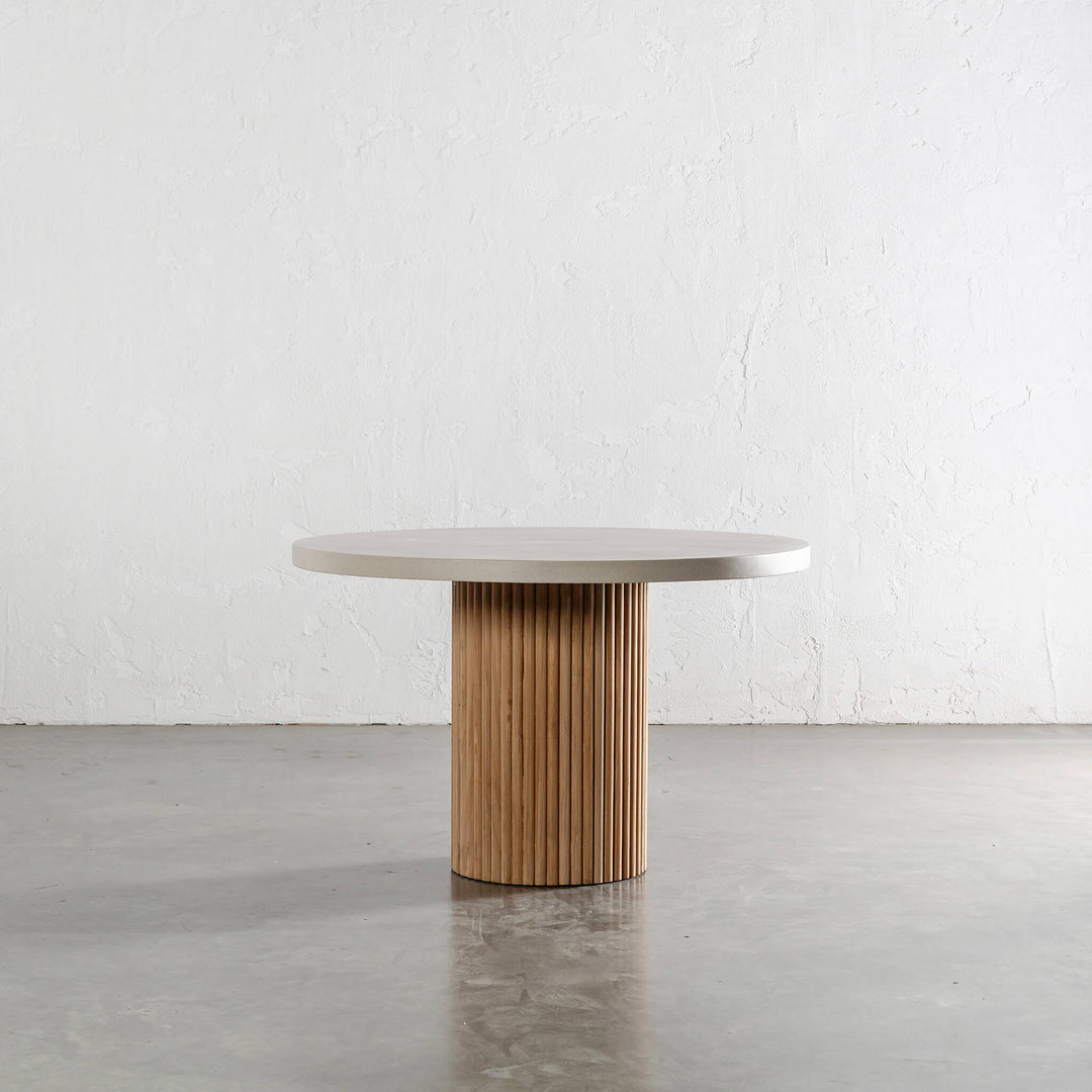 ARIA VITOLO PILLAR ROUND DINING TABLE  |  SAHARA CIMENT  |  120CM