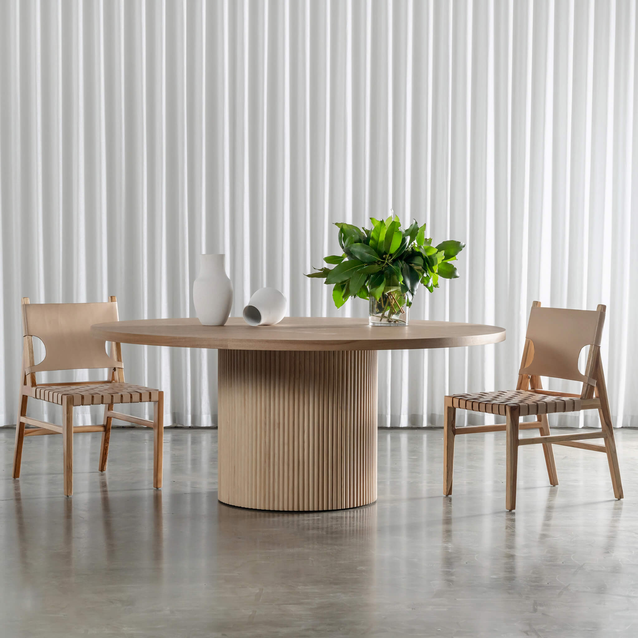 VITOLO ROUND DINING TABLE  |  BIRCH ASH WOOD GRAIN  |  180CM