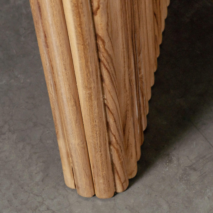 ARIA MONDELLO OVAL DINING TABLE  |  260CM + 300CM  |  BIANCO CIMENT