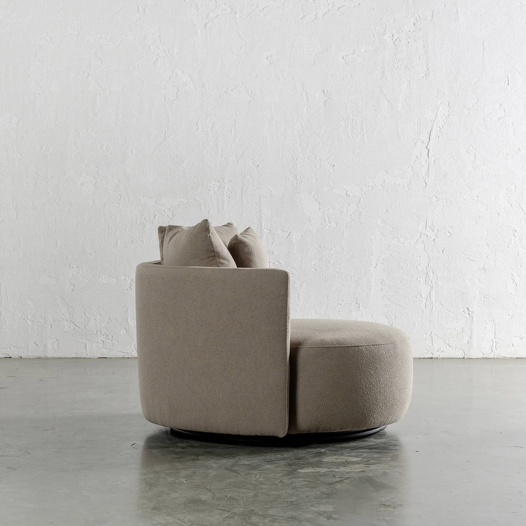 ACHERY XL CURVED ARMCHAIR  |  MAVORA STONE