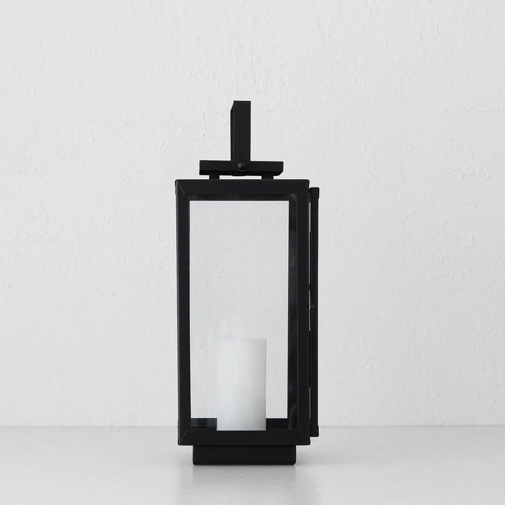 AMALFI HURRICANE LANTERN  |  MEDIUM  |  BLACK