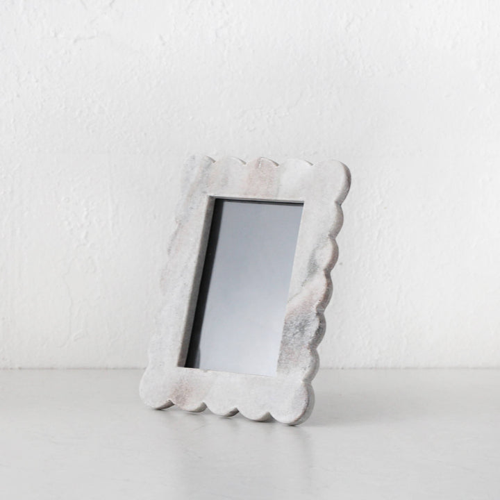 ARLET MARBLE PHOTOFRAME | 5X7 | ASH GREY MARBLE | ANGLE