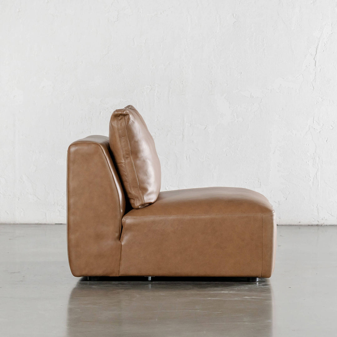 Bamberg Angled Modular Chaise  |  RHS  |  Dakota Saddle Tan