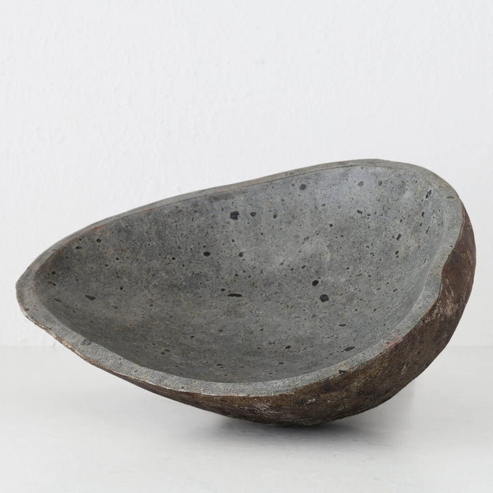 BARATI  BOWL  |  LRG  |  RIVER STONE MARBLE