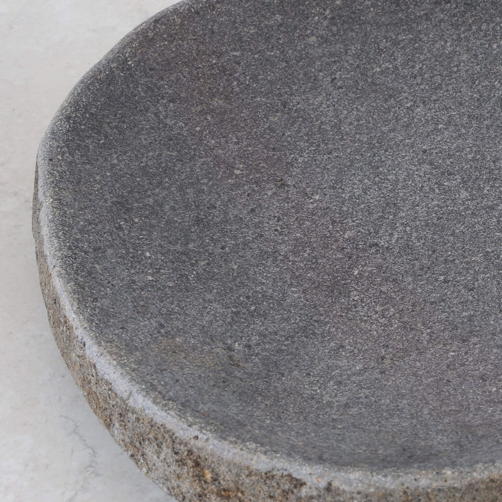 BARATI DISH  |  25CM  |  RIVER STONE MARBLE