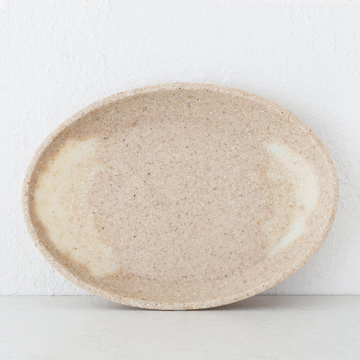 BARLETTA OVAL RESIN SERVING PLATTER  |  LARGE 35CM  |  SANDY DUNE + TERRAZZO WHITE RESIN