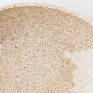 BARLETTA ROUNDED RESIN SERVING BOWL  |  EXTRA LARGE 30CM  |  SANDY DUNE + TERRAZZO WHITE RESIN