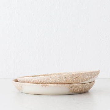 BARLETTA ROUNDED RESIN SERVING PLATTER BUNDLE X2  |  MEDIUM 28CM  |  SANDY DUNE + TERRAZZO WHITE RESIN