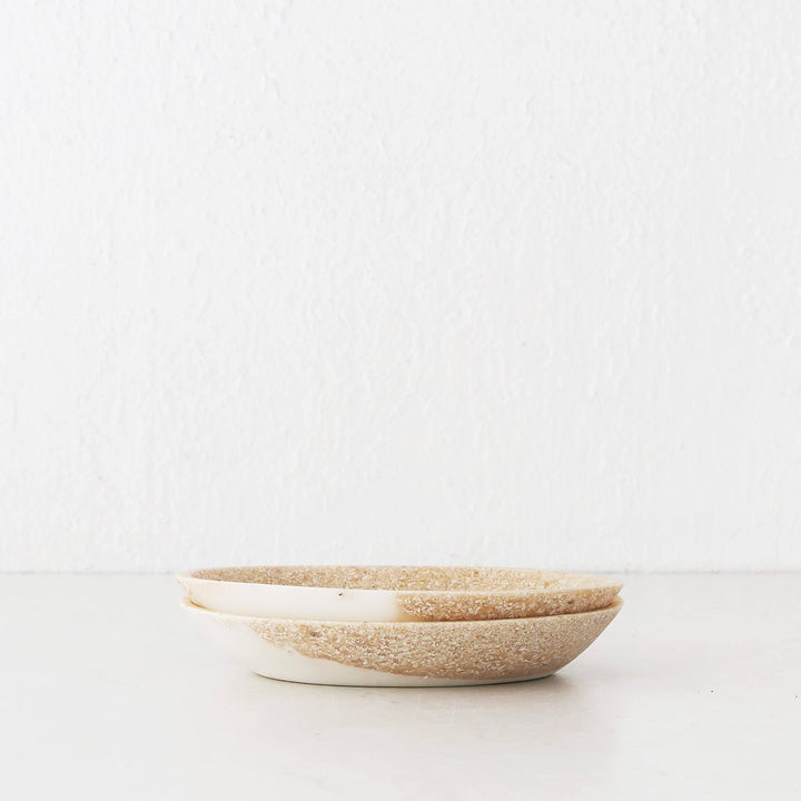 BARLETTA ROUNDED RESIN SERVING PLATTER BUNDLE X2  |  SMALL 20CM  |  SANDY DUNE + TERRAZZO WHITE RESIN