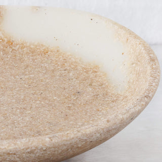 BARLETTA ROUNDED RESIN SERVING PLATTER  |  SMALL 20CM  |  SANDY DUNE + TERRAZZO WHITE RESIN
