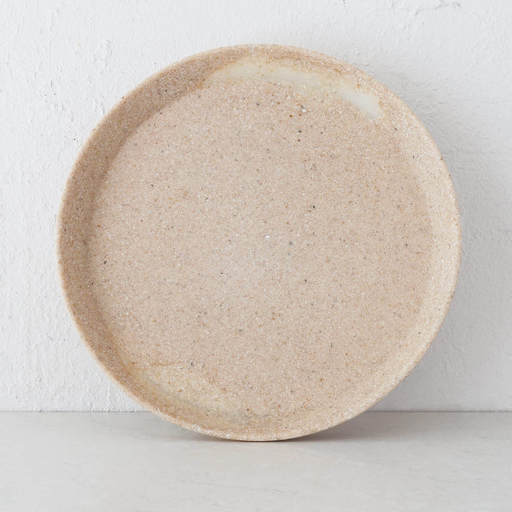 BARLETTA ROUND FOOTED SERVING PLATTER  |  LARGE 34CM  |  SANDY DUNE + TERRAZZO WHITE RESIN