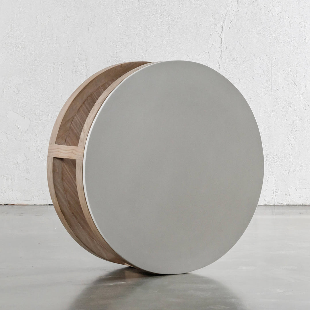 BASILIO ROUND COFFEE TABLE  |  NATURAL ASH + BIANCO CIMENT