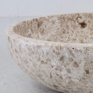 BAYAN ROUND DISH  |  LRG 30CM  |  ORGANIC CREMA MARBLE