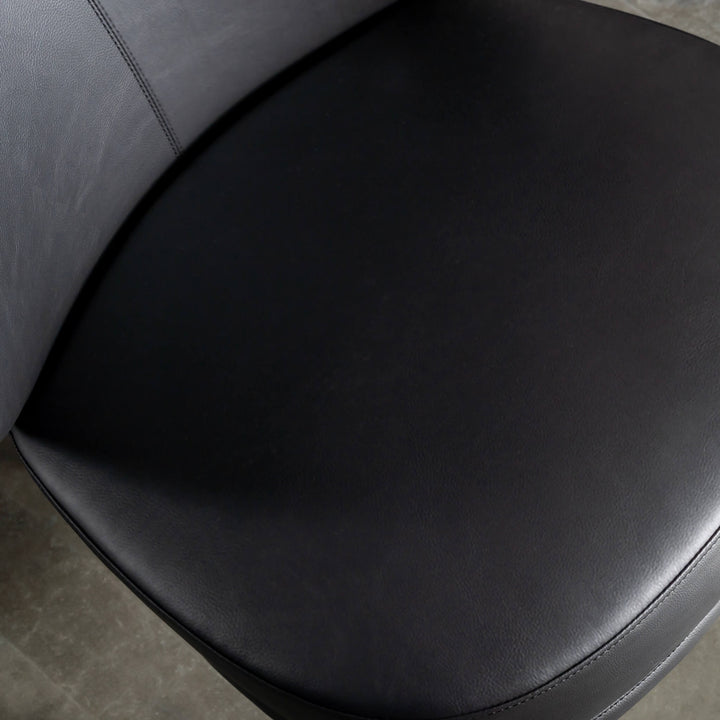 BERGEN ARMCHAIR CLOSE UP  |  NOIR BLACK VEGAN LEATHER