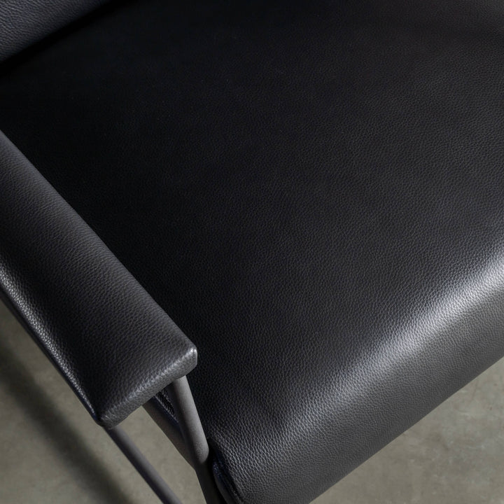 BRESSON LEATHER ARMCHAIR  |  NOIR BLACK LEATHER CLOSE UP