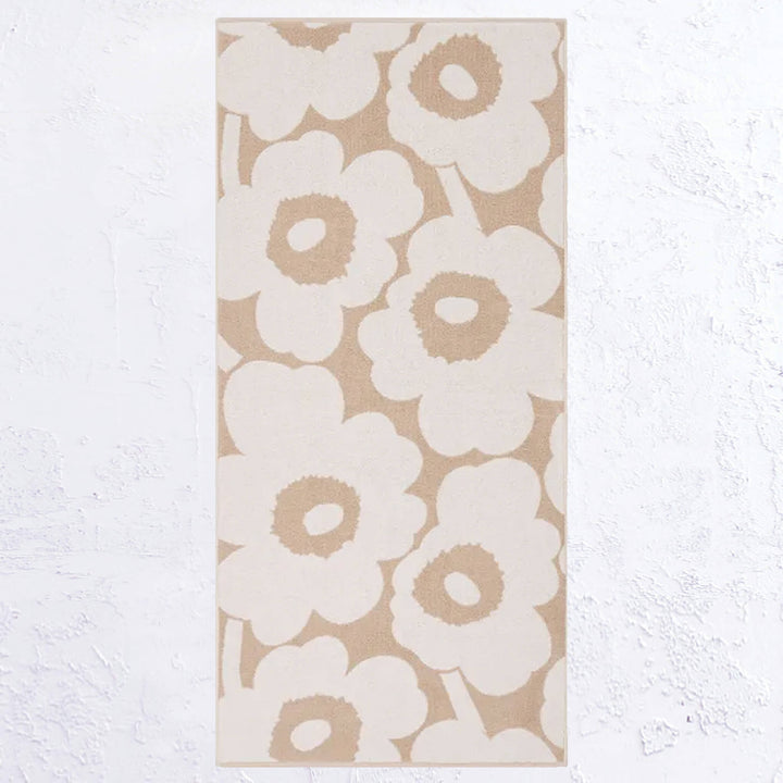 MARIMEKKO  |  UNIKKO BATH TOWEL  |  70 x 150  |  BEIGE + WHITE