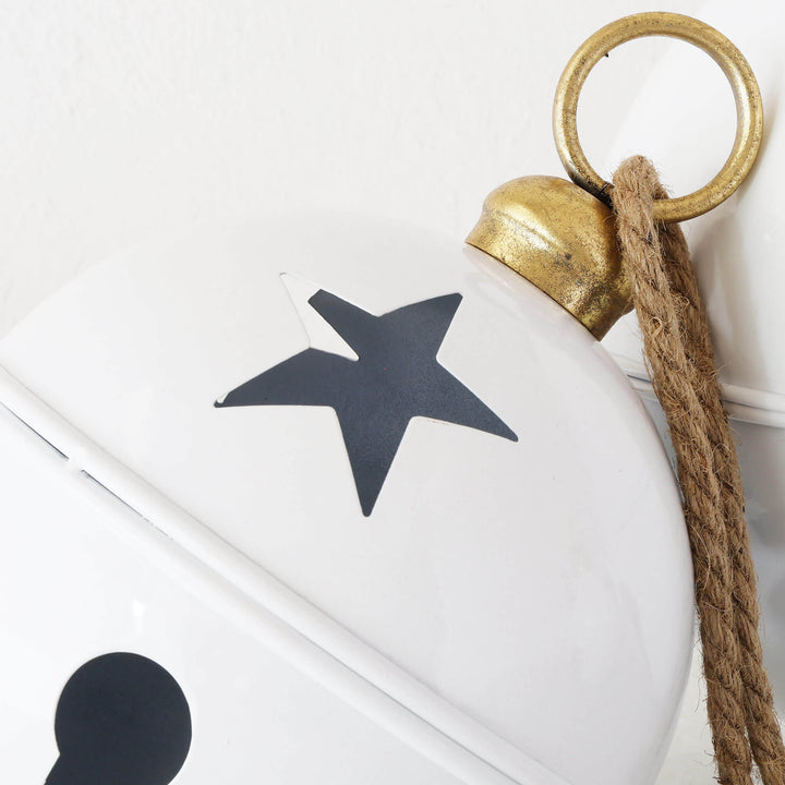 CHRISTMAS BELL BAUBLE  |  CLOSE UP |  GLOSS WHITE
