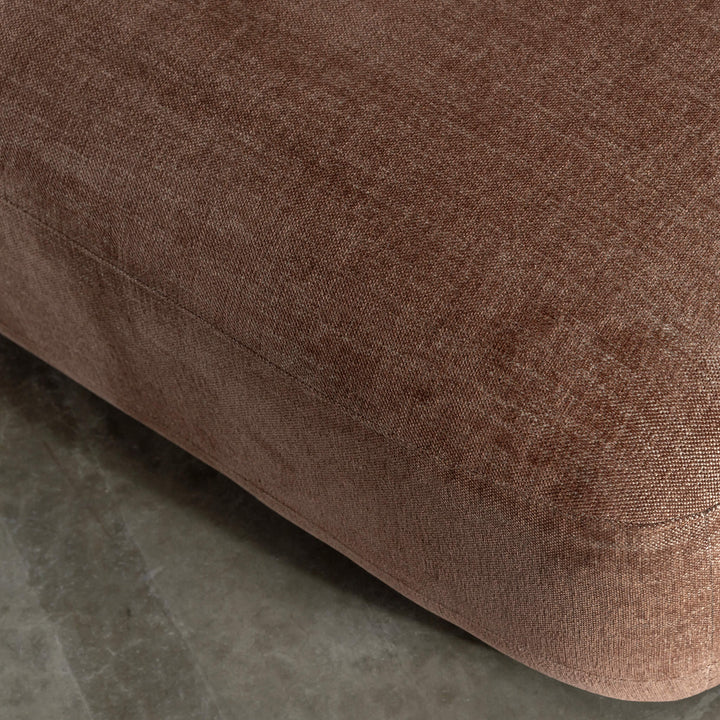 Cabane Ottoman  |  Terrazo Rust