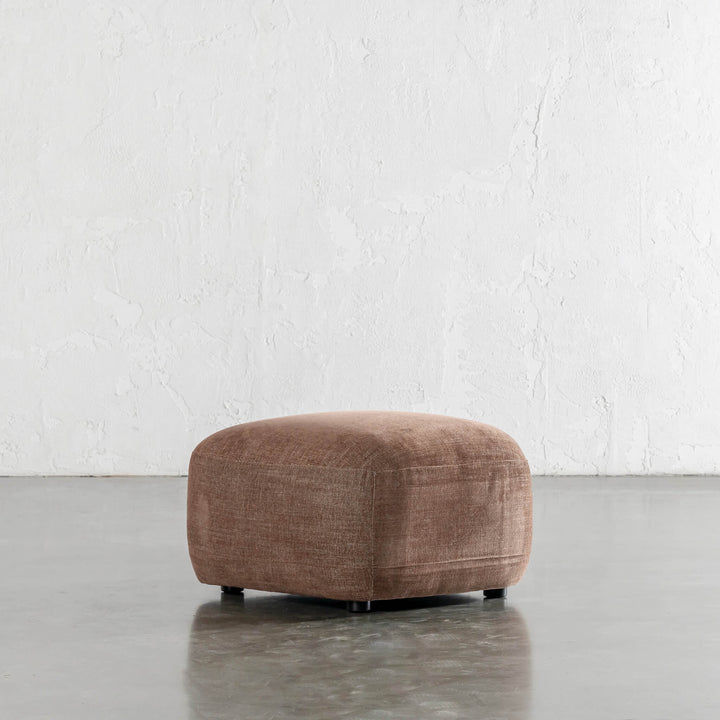 Cabane Ottoman  |  Terrazo Rust