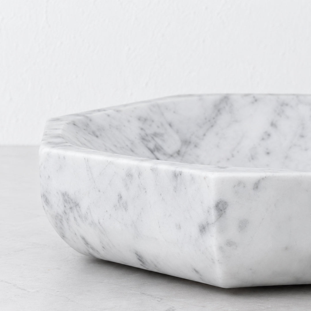 CALLELLA OCTAGONAL SERVING PLATE  |  35CM  |  WHITE MARBLE