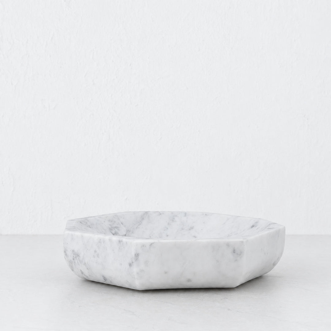 CALLELLA OCTAGONAL SERVING PLATE  |  35CM  |  WHITE MARBLE