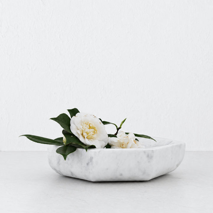 CALLELLA OCTAGONAL SERVING PLATE  |  35CM  |  WHITE MARBLE