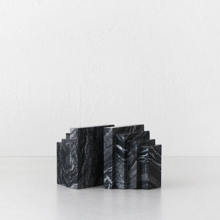 CAMERO MARBLE BOOKENDS  |  BLACK MARBLE