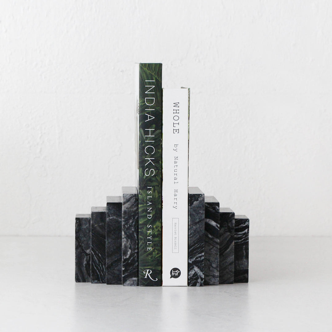 CAMERO MARBLE BOOKENDS  |  BLACK MARBLE