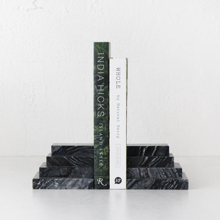 CAMERO MARBLE BOOKENDS  |  BLACK MARBLE